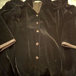 Ladies velvet jacket